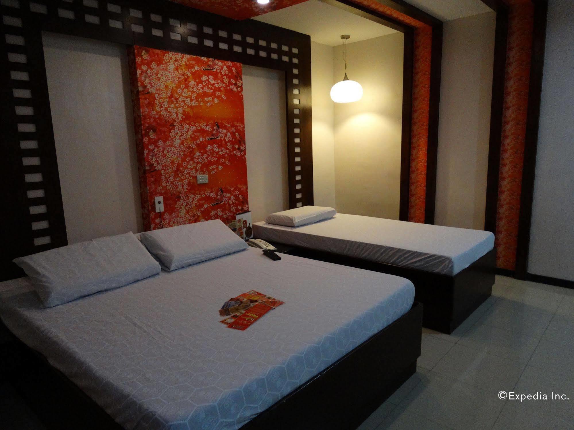 Hotel Sogo Buendia Pasay Exterior photo